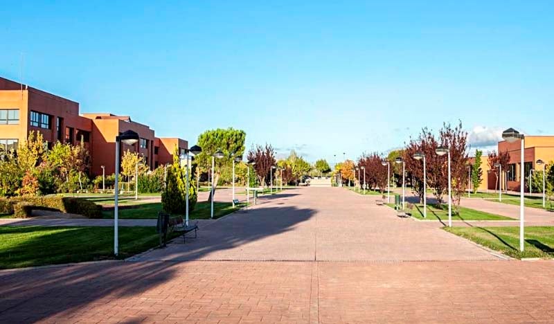 foto campus uax