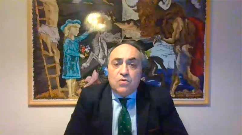 conferencia uax one health de luis alberto calvo presidente ocv